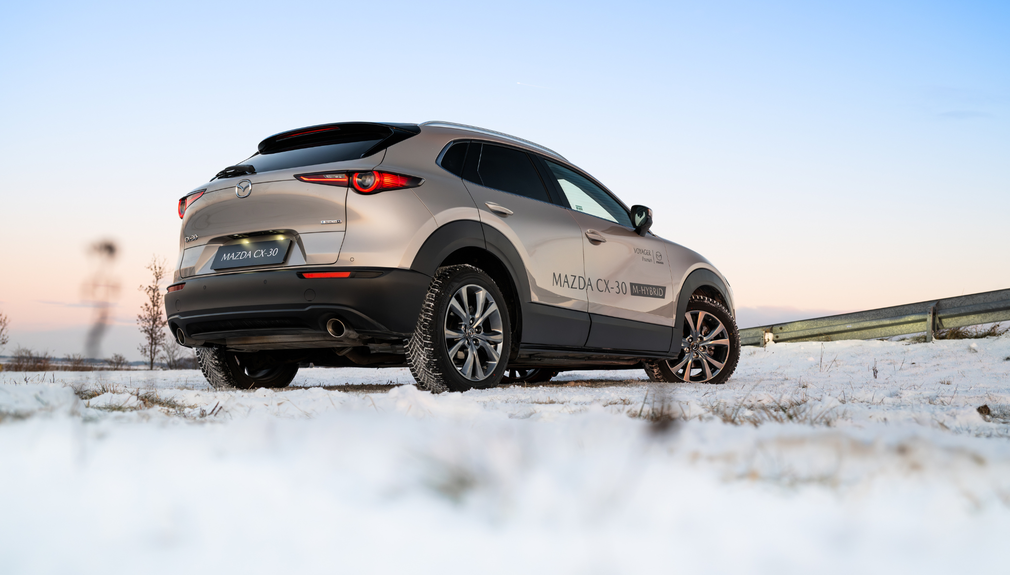 Mazda CX-30 na śniegu