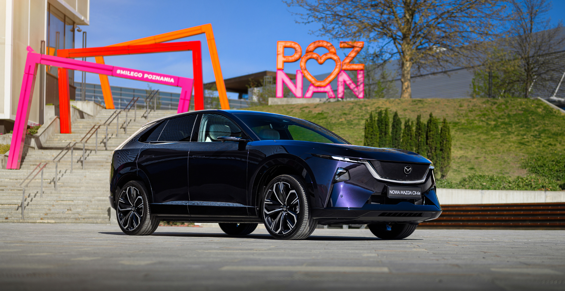 Mazda CX-6e